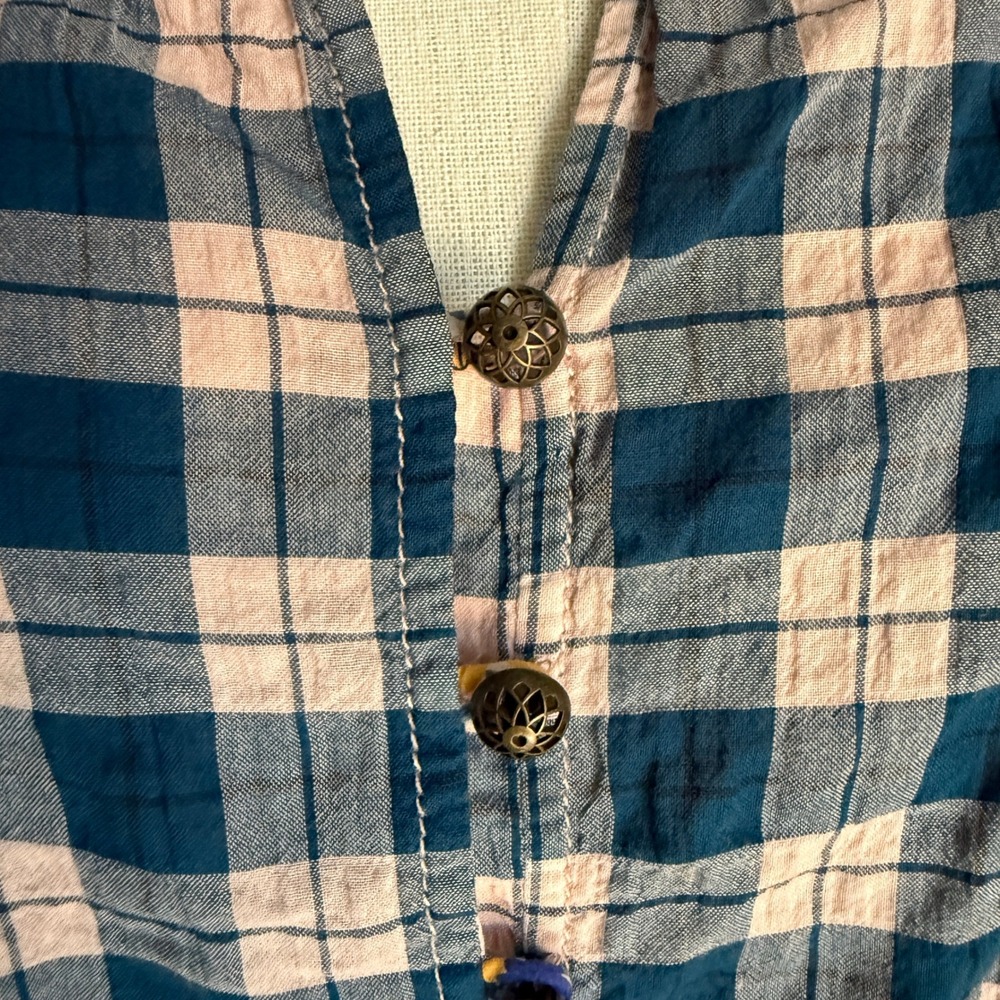 Pilcro Anthropologie Tavi Plaid Button Down Navy Pink Ruffle Collar Shirt Top XS - Picture 2 of 9